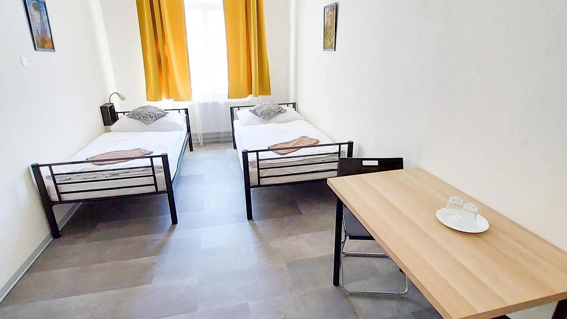 Prague Room Letna H2 Rum i privatbostad