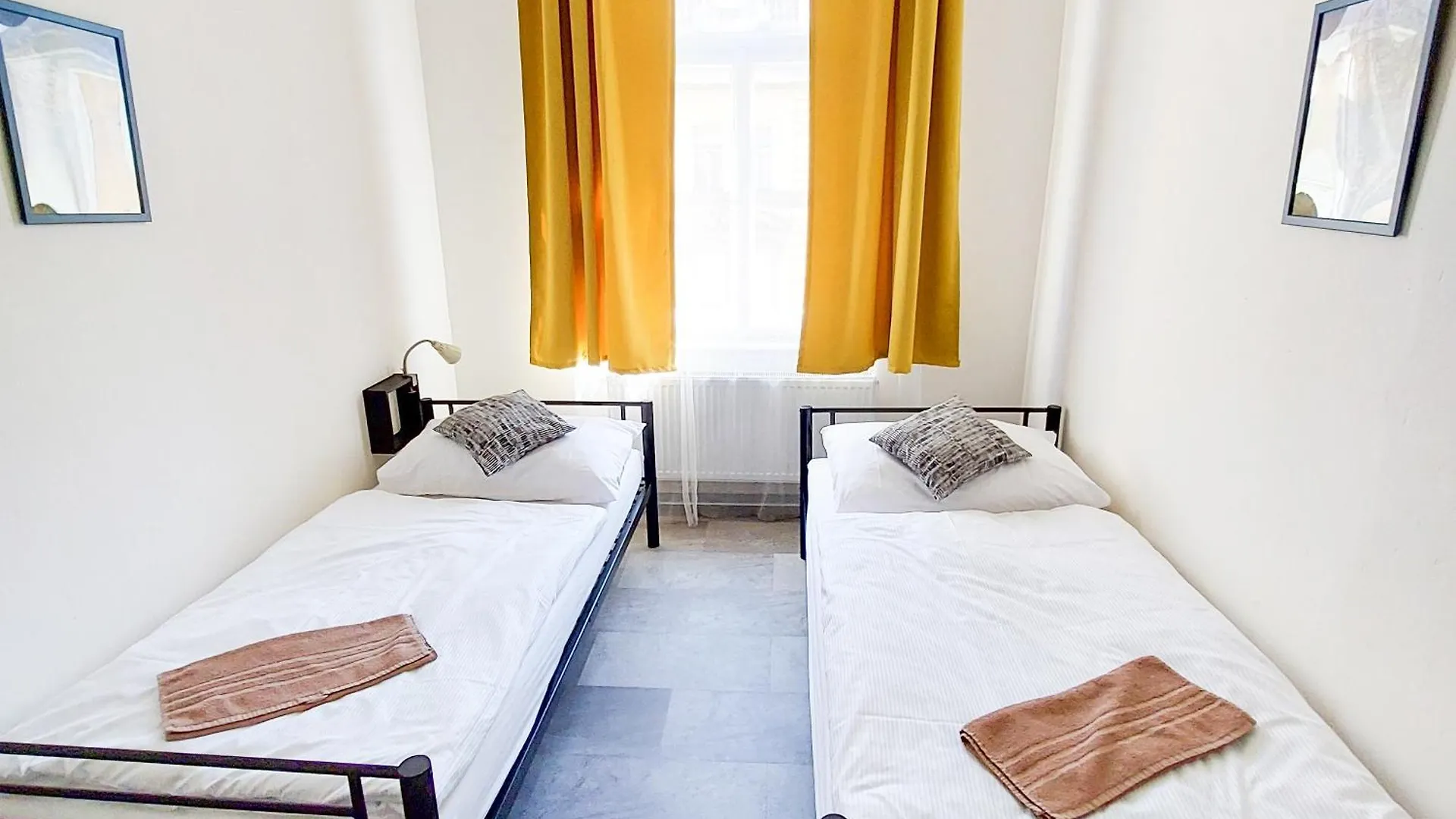 Rum i privatbostad Prague Room Letna H2 Tjeckien