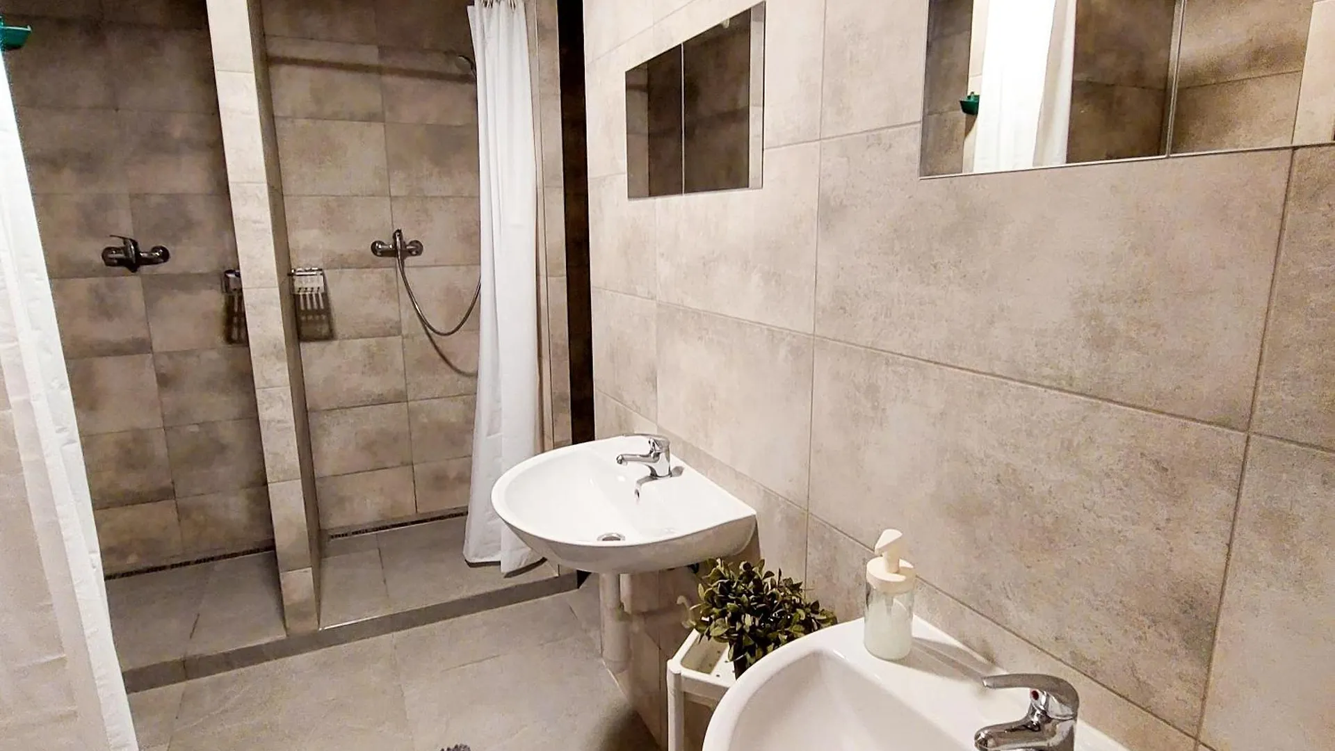 Ubytování v soukromí Prague Room Letna H2 Česká republika